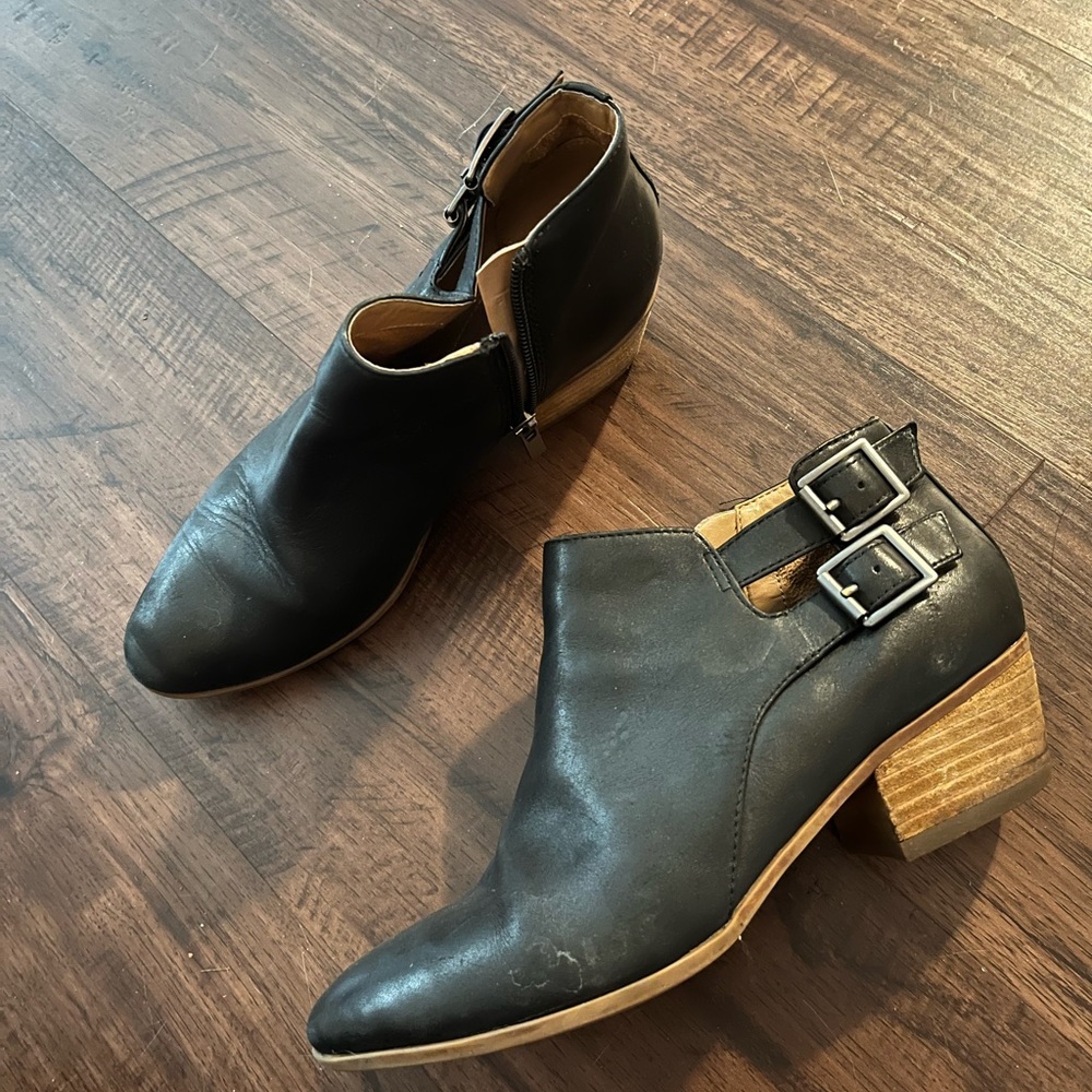 Clarks Black Boot